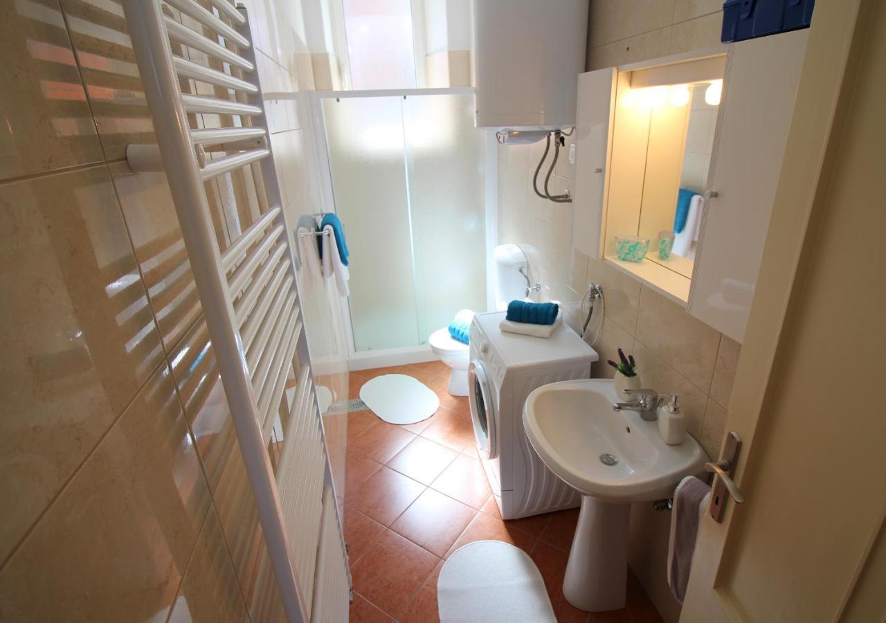 Apartment Old City โปเรช ภายนอก รูปภาพ